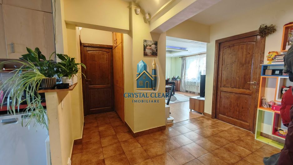 Apartament 3 camere - cartierul Unirii, str. Decebal - Poză 10