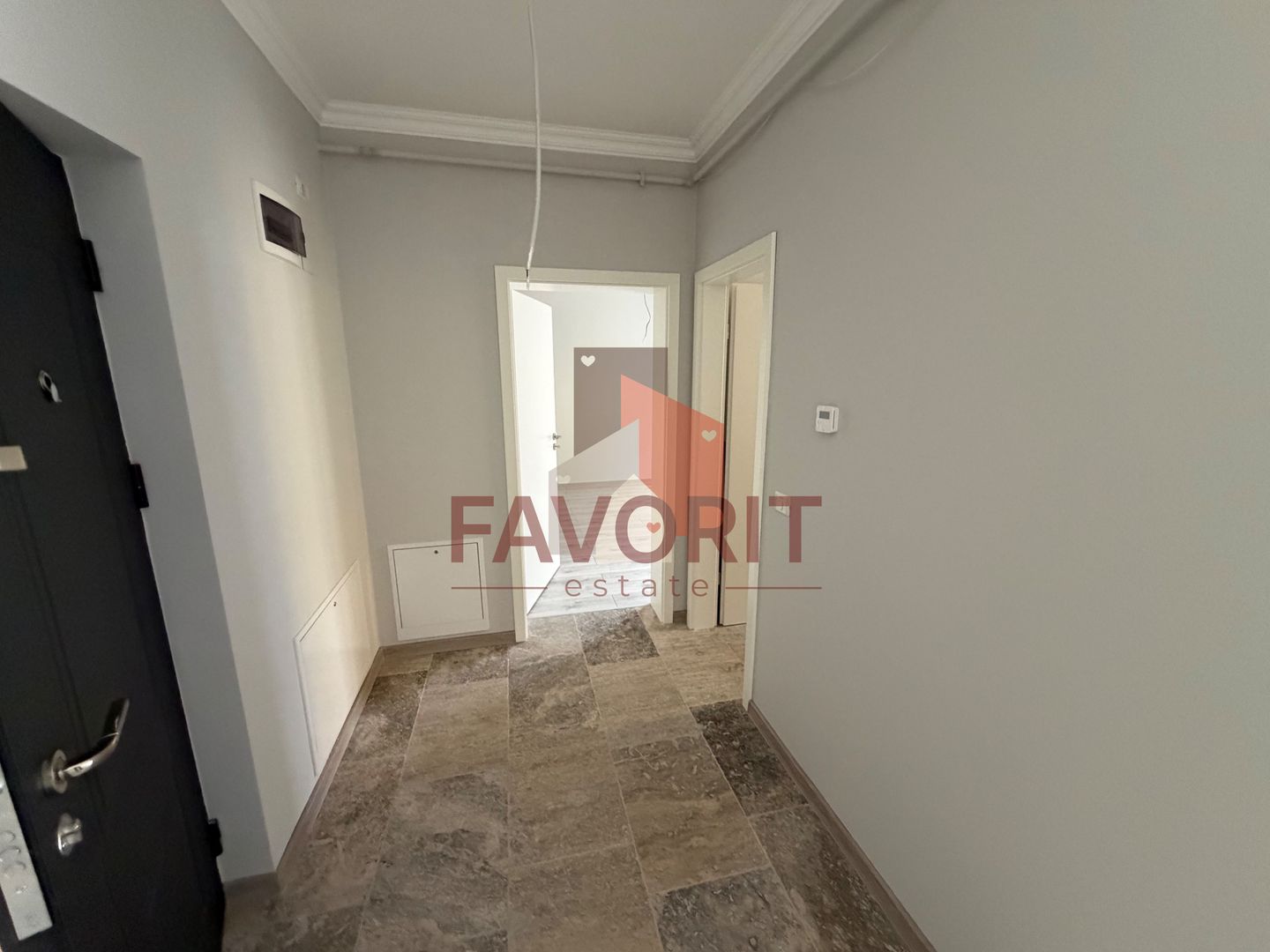 Villa cu 6 apartamente. Gradina in CF. Disponibil imediat - Poză 4