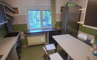 Ap.3 cam de inchiria | 73mp | Parter | bloc reabilitat | 13 Septembrie-Botorani - Poză 1