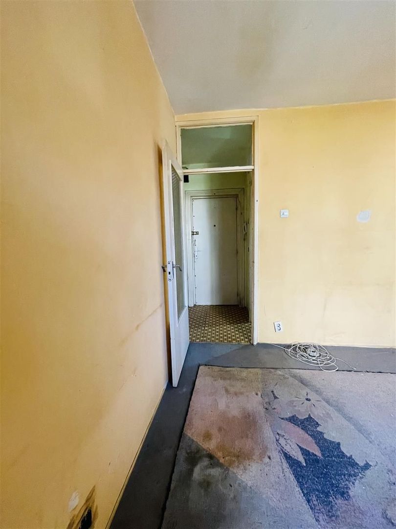 Apartament cu 1 camera decomandat zona Rogerius - Poză 3