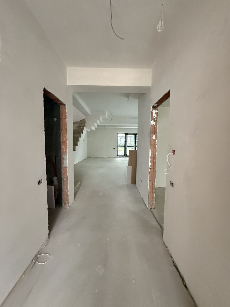 CASA TIP DUPLEX// PREDARE VARA ANULUI 2026! - Poză 10