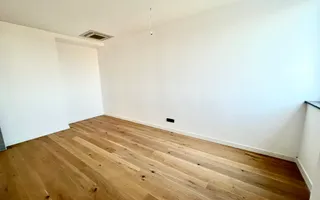 APARTAMENT DEOSEBIT CU 3 CAMERE LA VANZARE CU VEDERE SPRE PARC - Poză 11