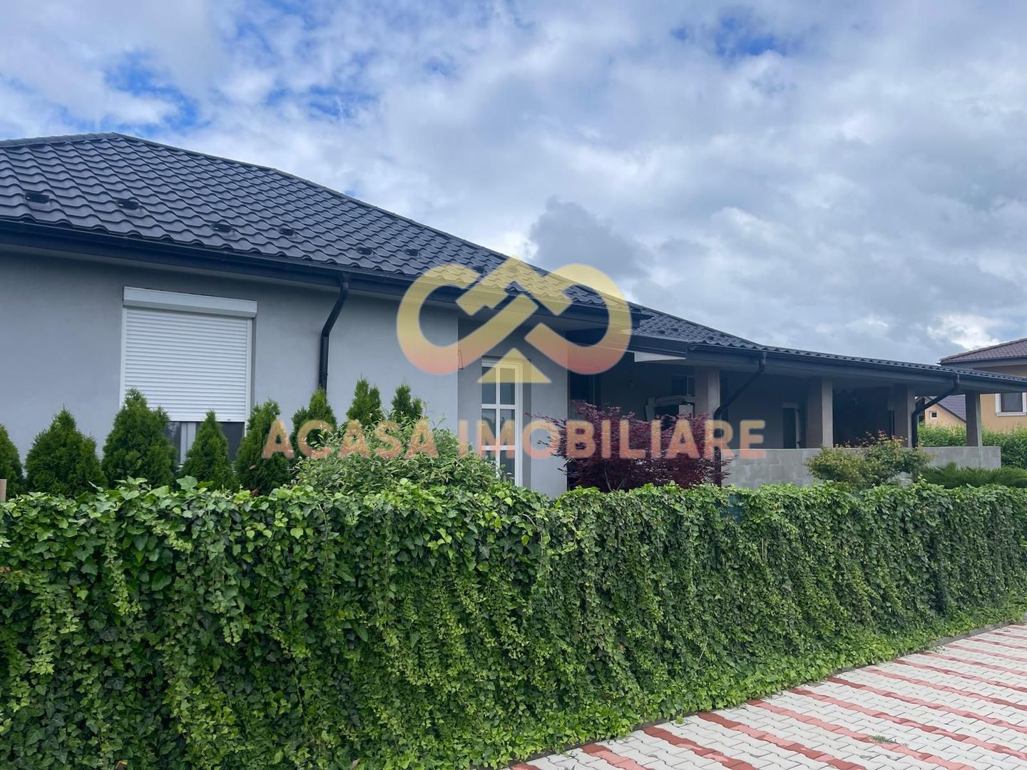 CASA MODERNA +  SPATIU COMERCIAL  AFACERE LA CHEIE - Poză 1