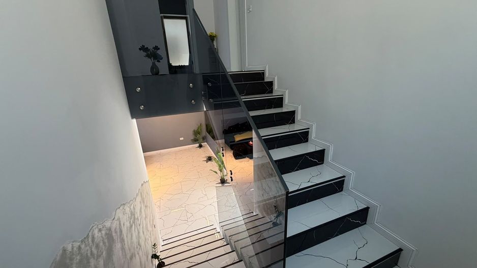CASA INDIVIDUALA - TEREN 370 MP, PISCINA, SEMI-MOBILAT, COMISION  0% - Poză 12