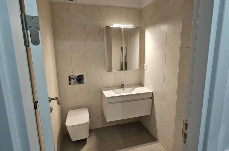 Apart 2 camere și loc de parcare - Poză 12