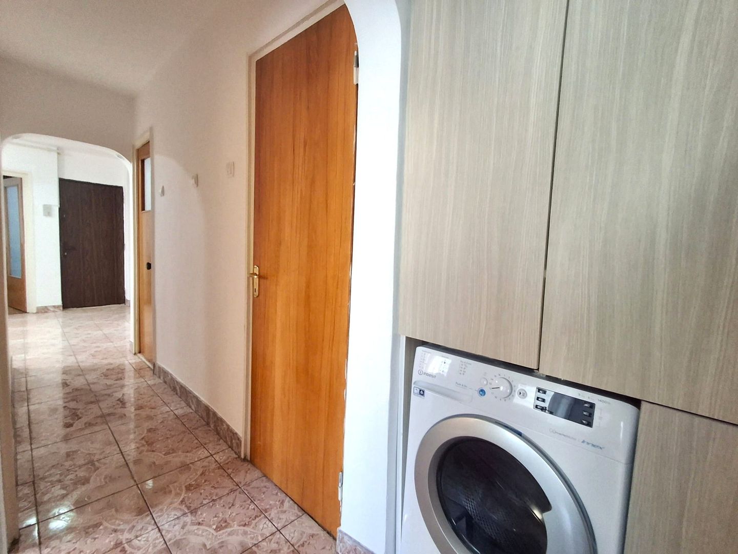 Apartament 3 Camere zona Piata Munci - Poză 9