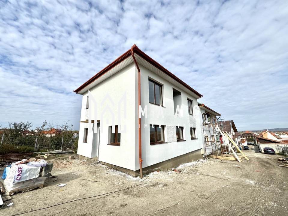 Casă Tip Duplex | 4 Camere | 2 Balcoane | Terasă | Șura Mică - Poză 1