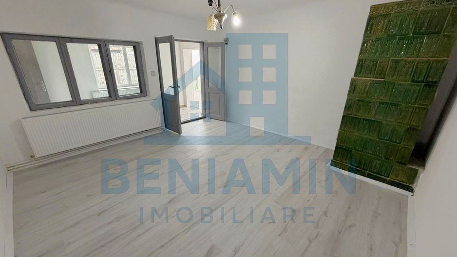 Casa 3 camere-Teren 300mp-Centrala termica-Libera-Zona Brestei - Poză 3