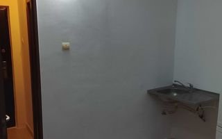 # vand 2 camere cămin (unite) cu hol și baie 32 mp, parter - Poză 6