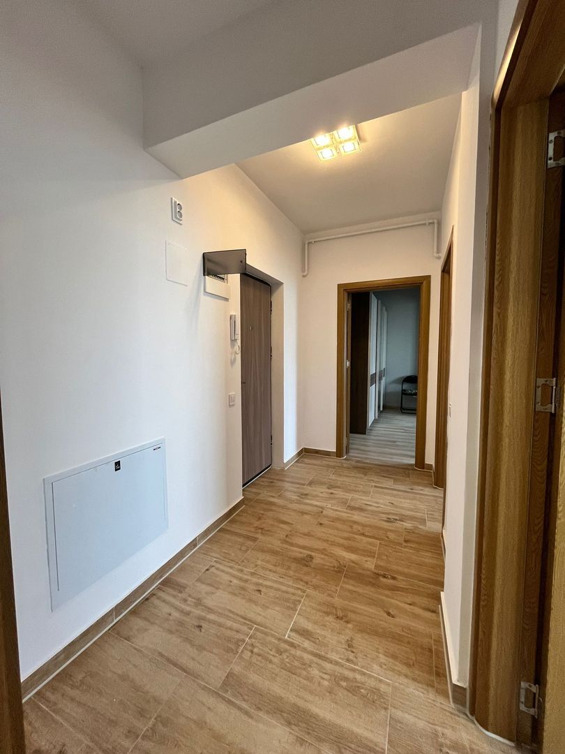 Ap 2 camere, decomandat, loc parcare subteran, prima Inchiriere - Poză 8