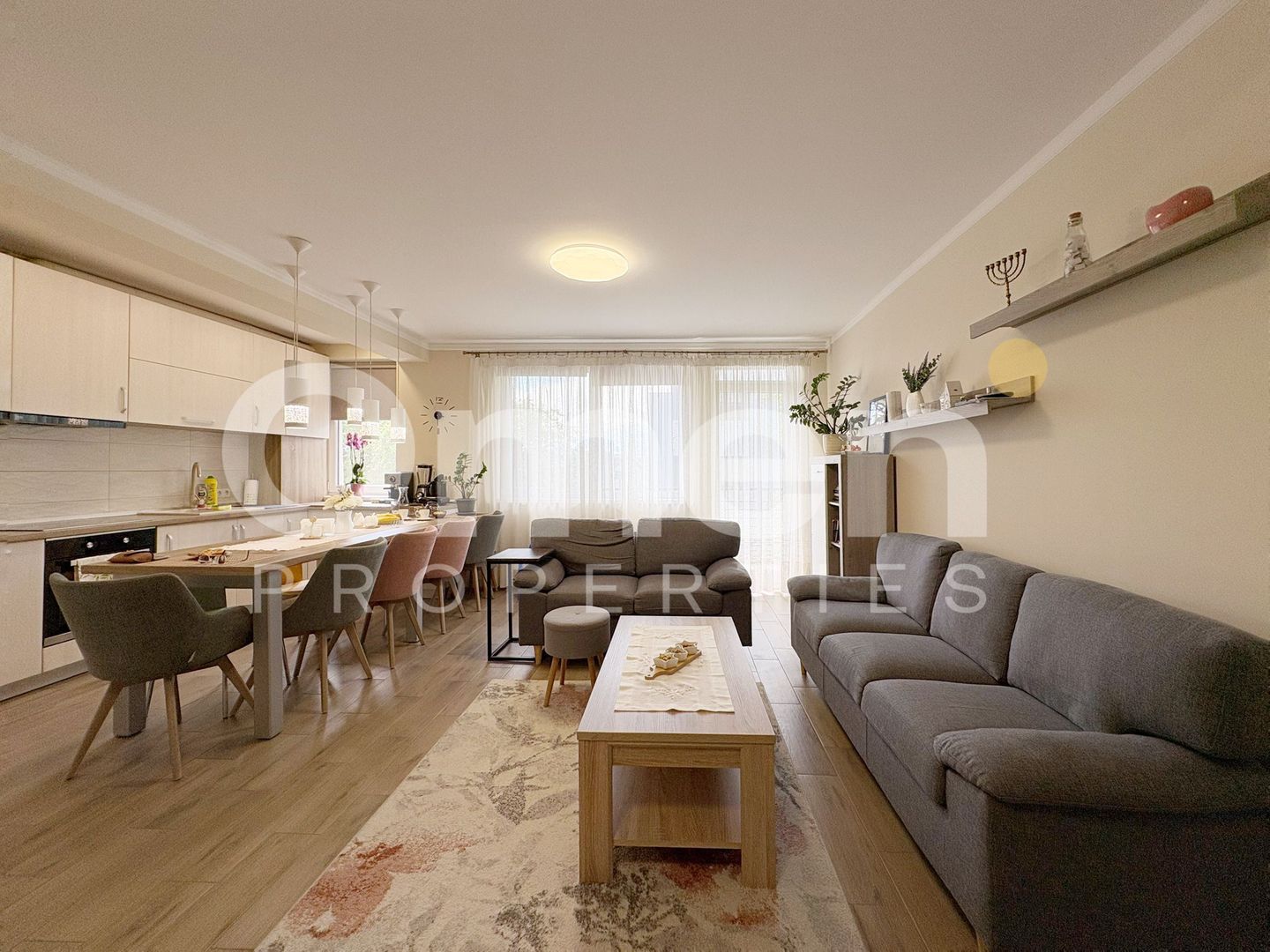 Apartament 3 camere, strada Victoriei - Poză 1