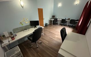 Casă / Vilă cu 6 camere în zona  Calea Aradului - Poză 37