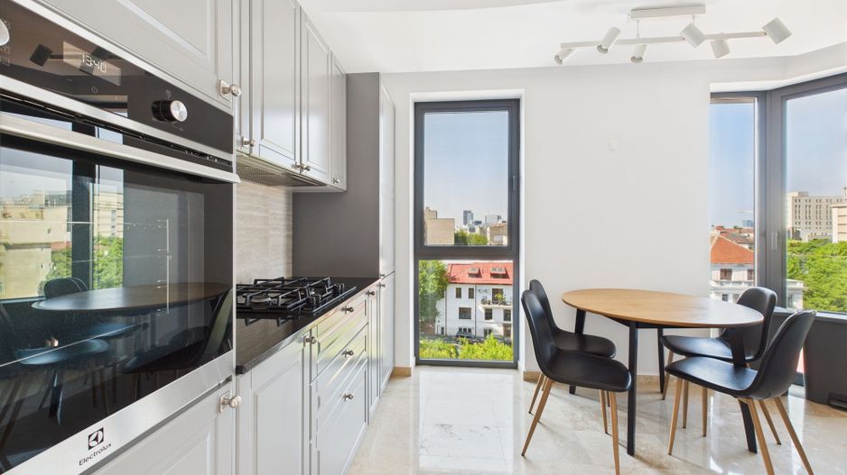 Apartament cu vedere panoramică și terasă, zona Cișmigiu - Poză 4