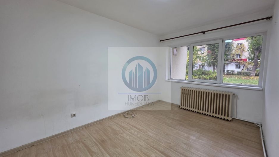 Apartament 2 camere de vanzare parter SU 51 Deva Al. Constructorilor - Poză 12