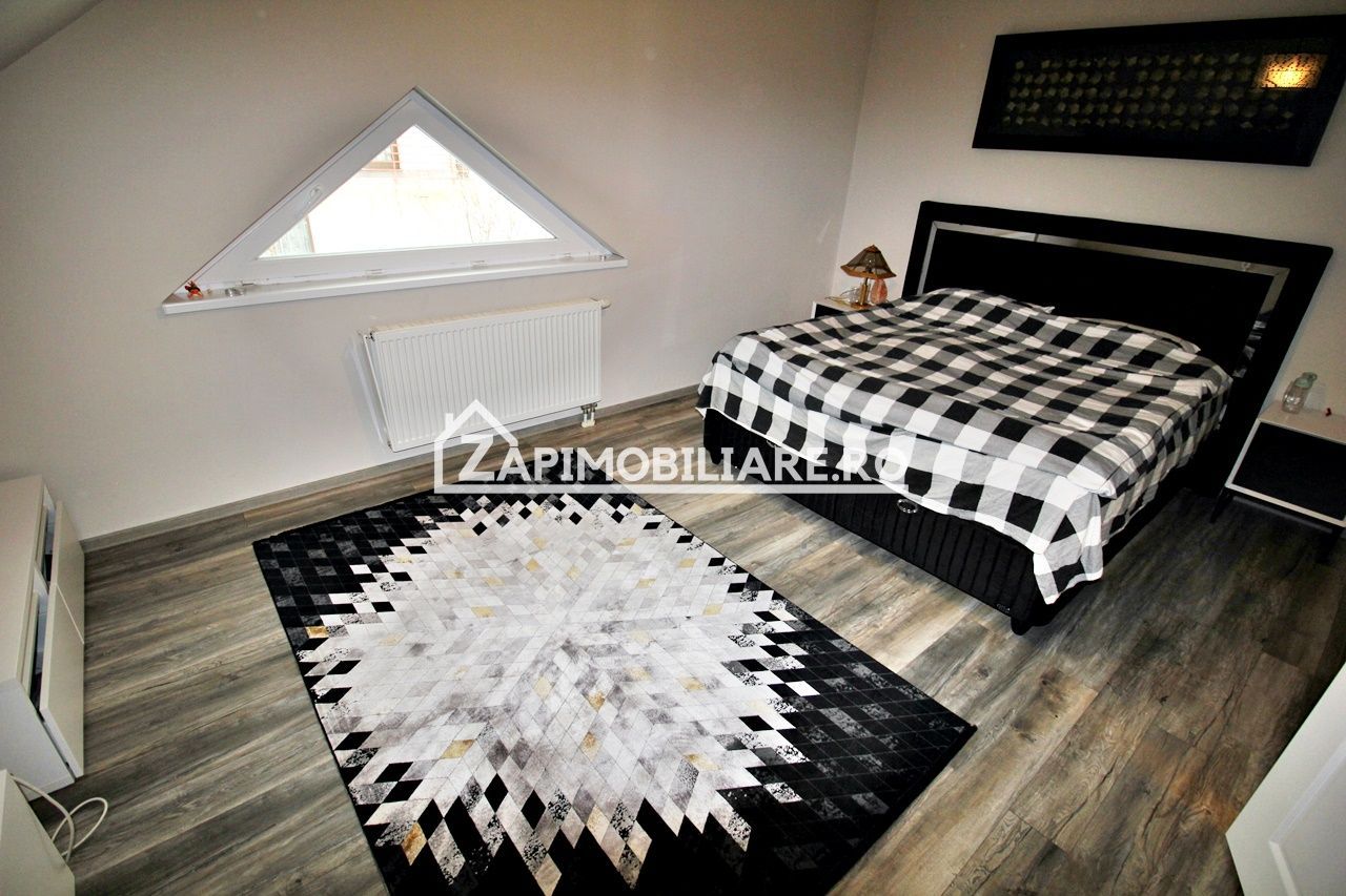 Casa D-P-E, 5 camere 200 mp,1.000 mp teren, garaj, semineu - Poză 4
