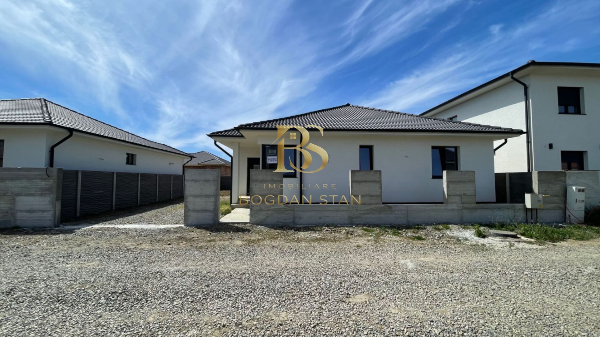 Casă 3 camere | 126 mp utili | teren 417 mp | Mărtinești - Poză 1