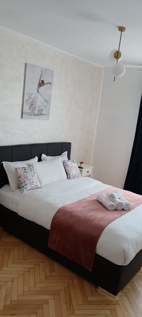 Apartament de închiriat, zonă centrală - Poză 1