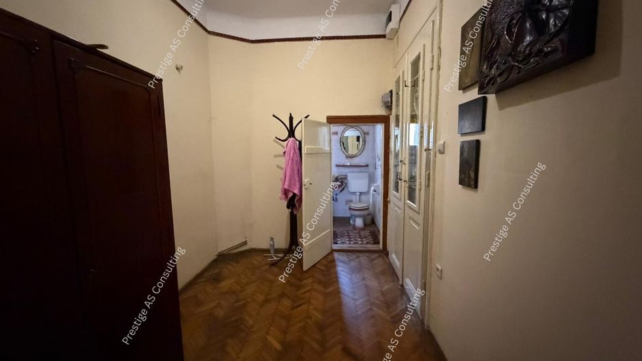 Casa individuala 2 apartamente | 310 mp utili |  clinica / birouri Elisabetin - Poză 24