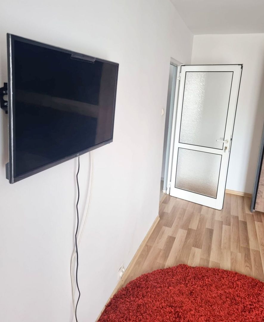 Apartament cu 3 camere, 100 mp, etaj 1  - Zona Centrala - Poză 5