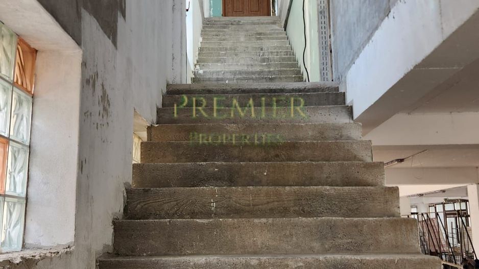 CLADIRE COMERCIALA | 857 MP | PARCARI SUBTERANE | - Poză 4