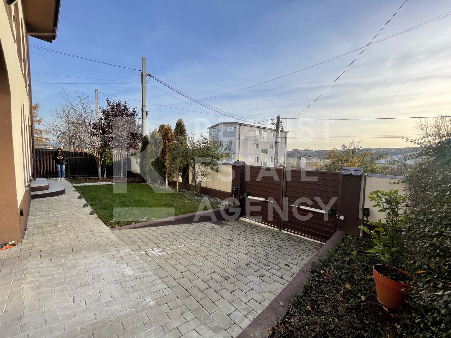 Vânzare, casă, 5 camere, Iași - Poză 2