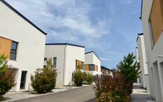 Vila individuala 5 camere Tunari 1 Decembrie - Poză 26