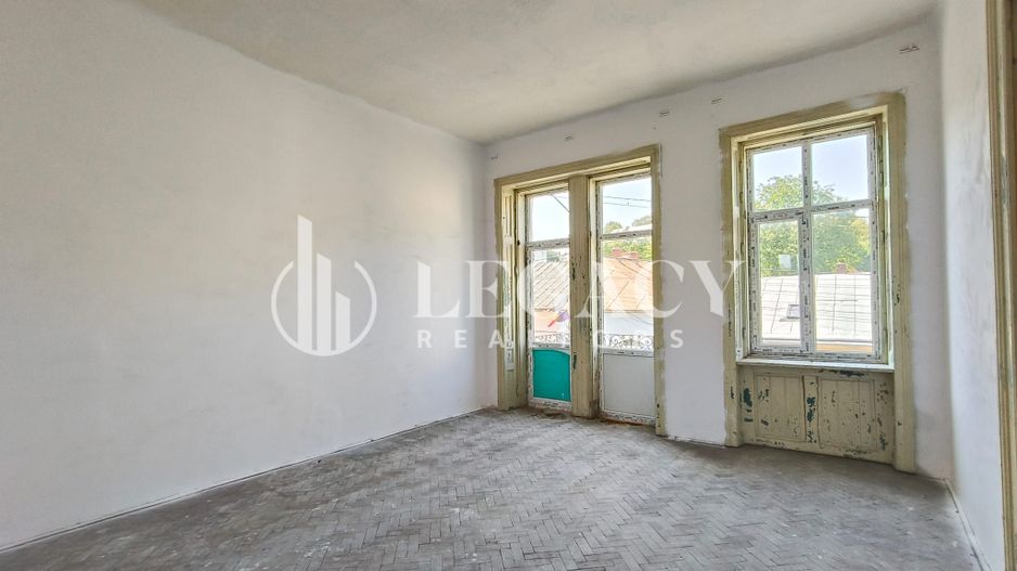 VÂNZARE/SCHIMB CU TEREN  - Clădire interbelică, centru oraș Siret - Poză 22