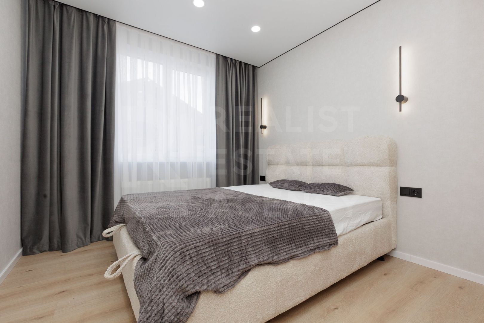 Vânzare, apartament, 3 camere, str. Regele Carol, Durlești - Poză 2