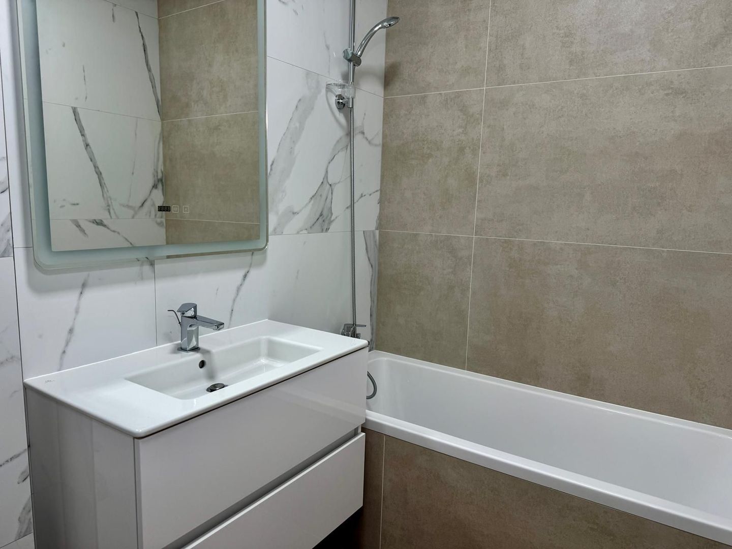 Complex Noble Piatra Craiului, Regie, Apartament deosebit - Poză 11