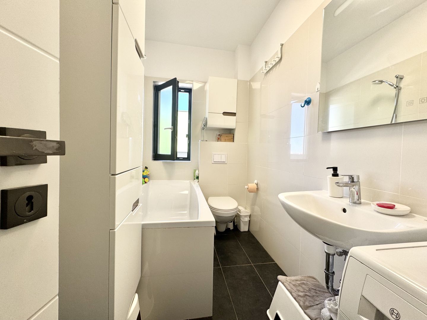 Apartament 2 camere Dumbrăvița – ideal locuit sau investiție - Poză 18