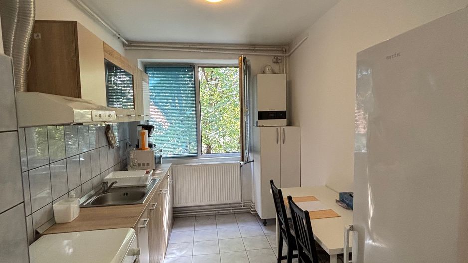 Apartament 3 camere,zona Medicina - Poză 25