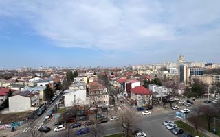 Apartament cu Panoramă Deosebită | Panduri - Cotroceni | Bloc Monolit 1990 - Poză 15