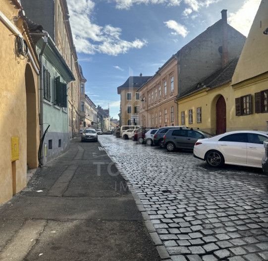 Apartament 2 camere 50 mpu pretabil invstitie Centrul Istoric - Poză 3