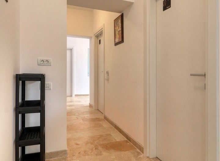 Corbeanca Business Center P+1+M | 19 camere | 400 mp utili/ 8 parcari - Poză 14