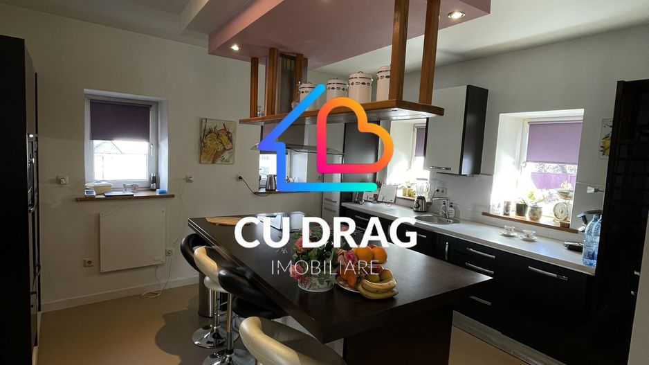 PENSIUNE DE VÂNZARE PORUMBACU DE SUS - Poză 6