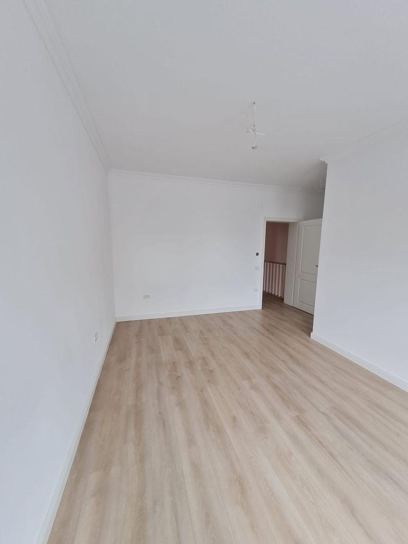 Proiect deosebit la 5 minute de Iulius Town - Poză 31