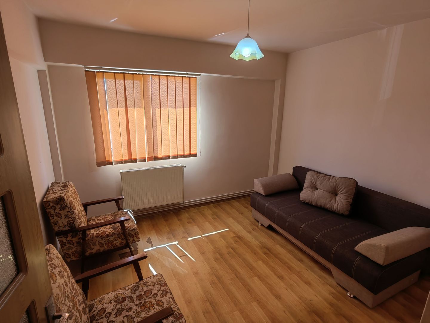 Apartament 2 camere etajul 2  1 decembrie 1918 - Poză 3