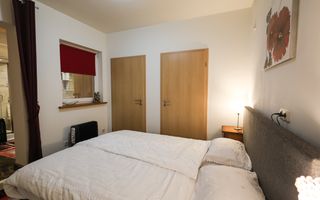 2 Case | 8 Camere | Teren 1180 | Porumbacu de Sus - Poză 14