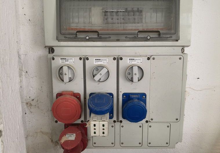 Proprietate industriala la 30 km exterior sud Timisoara - Poză 24