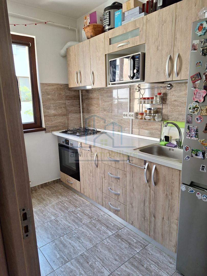 Apartament 2 camere Etj1, decomandat, loc de parcare Inclus in pret - Poză 7