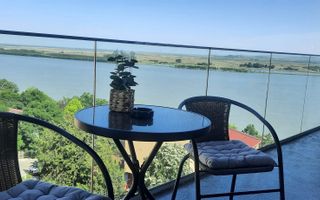 Inchiriez apartament 3 camere Faleză Dunării - Poză 1