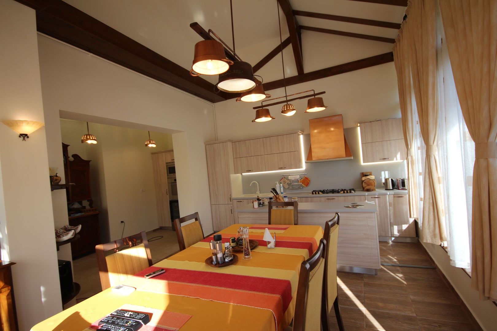 Vila frumoasa de vanzare in zona Balcescu! - Poză 5