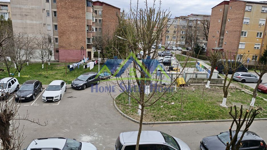 Apartament 2 camere, etaj 2, – zona Pompieri, Hunedoara, balcon, 44 mp - Poză 1