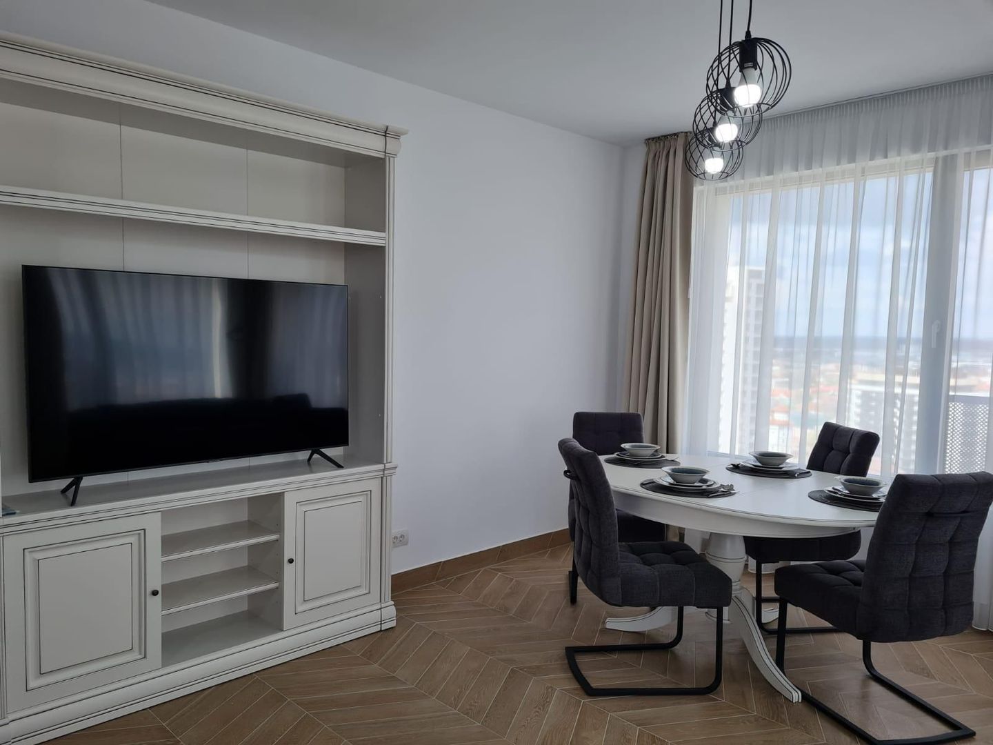 Apartament cu 3 camere si loc de parcare-  ISHO - Poză 7