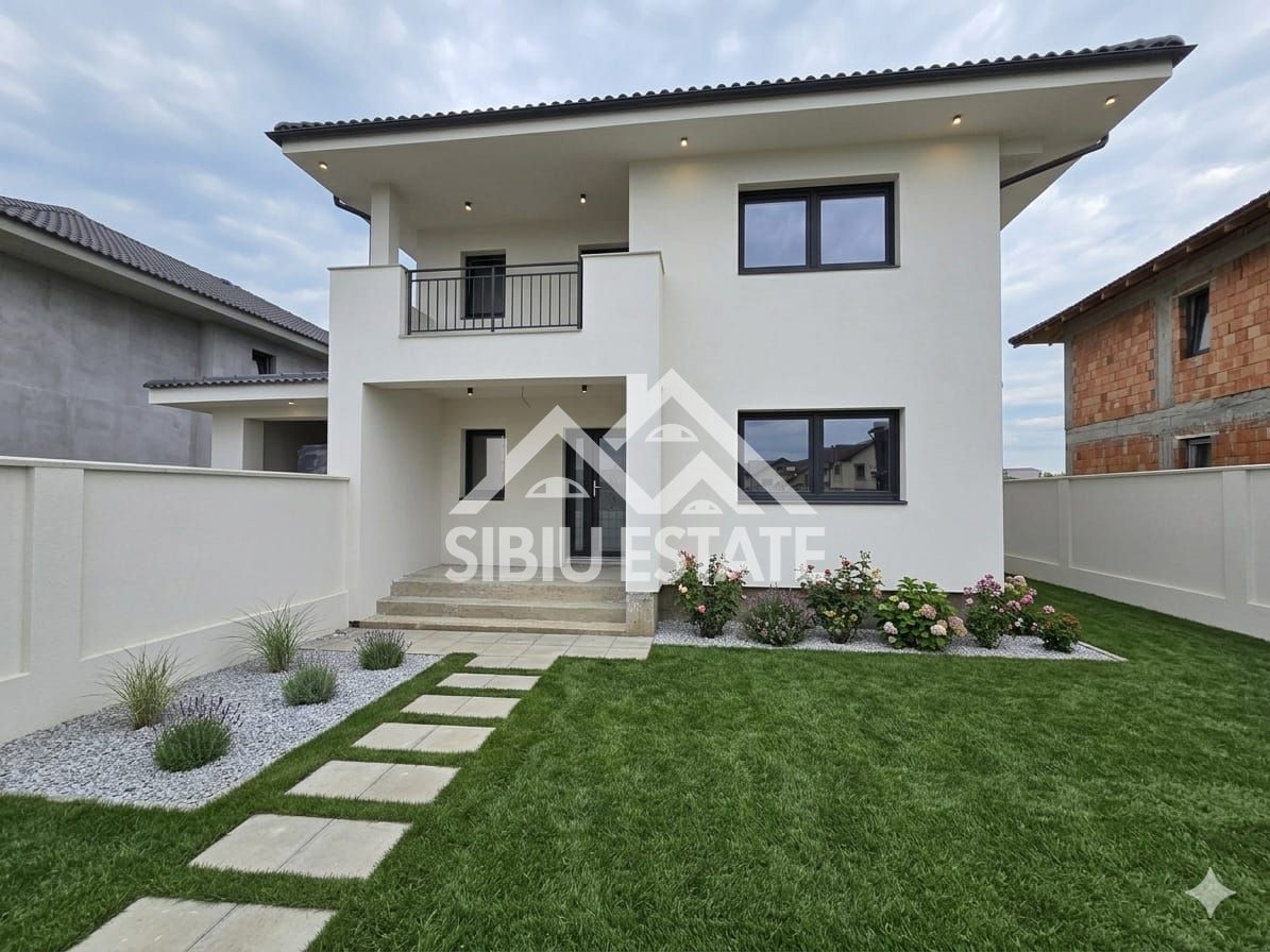 Casa Individuala Selimbar, 5 camere, 3 bai - Poză 1