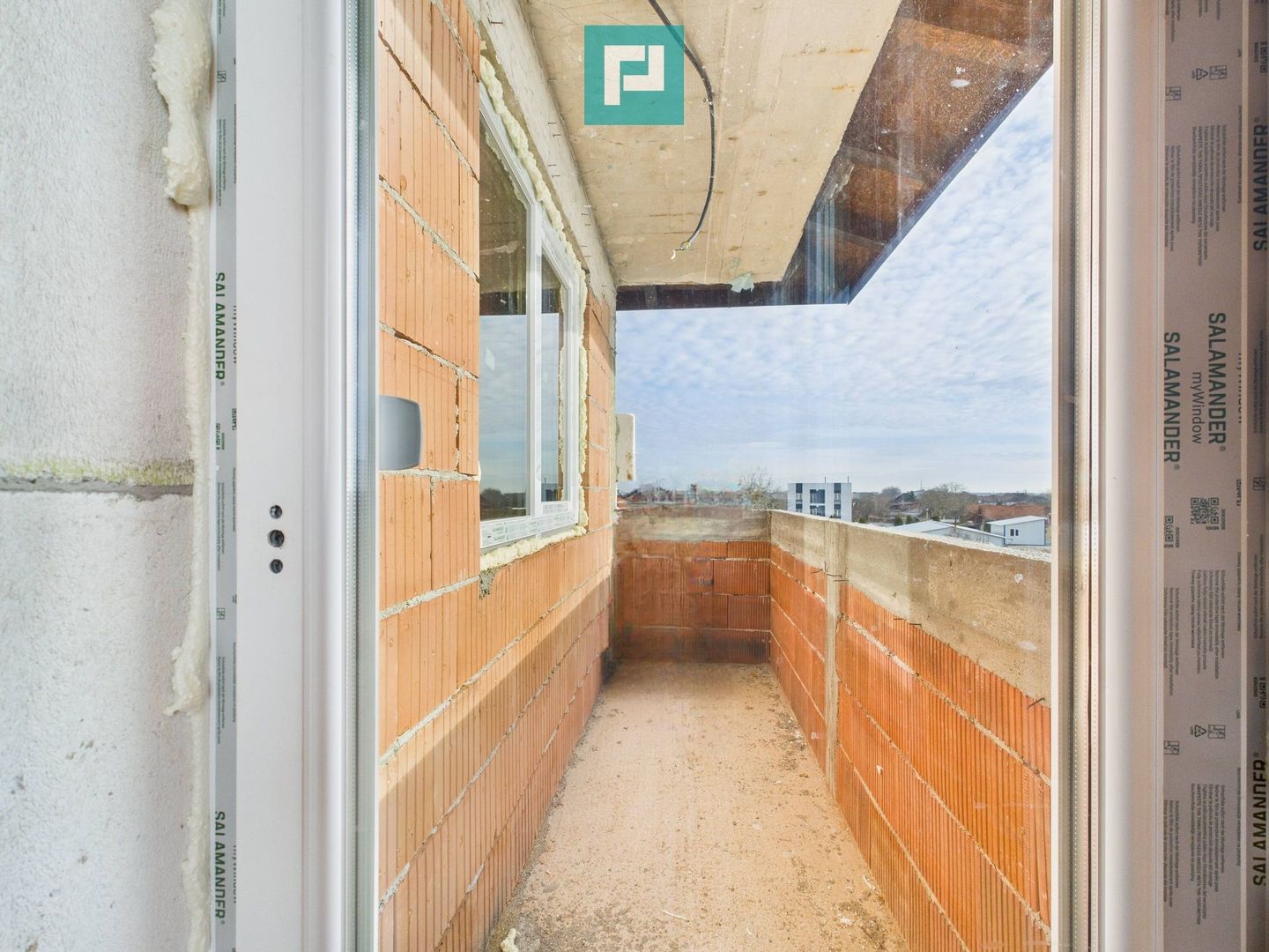 Penthouse cu terasă generoasă, în centrul Chișodei - Poză 5