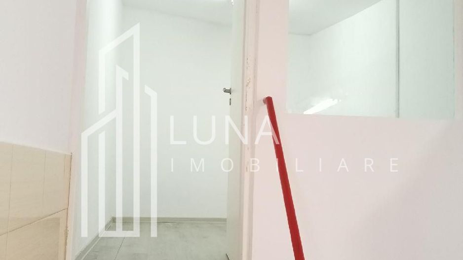 Spațiu de închiriat – 35 m², cu acces auto și supraveghere video - Poză 6