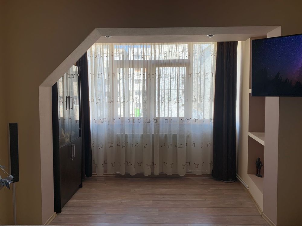 Apartamant 2 camere, decomandat, Micro20 - Poză 2