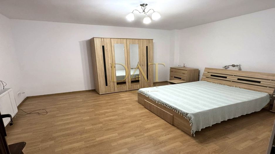 Apartament ultracentral | 2 camere | loc de parcare inclus - Poză 1