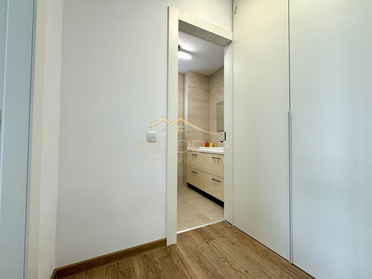 Apartament cu 2 camere + Parking //Floreasca - Amazing Lake View - Poză 25